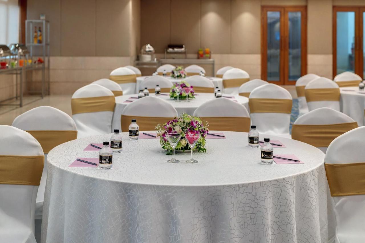 Hotel The Fern Residency Turbhe Navi Mumbai Zewnętrze zdjęcie